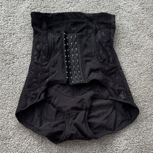 Black Lace Corset Shapewear